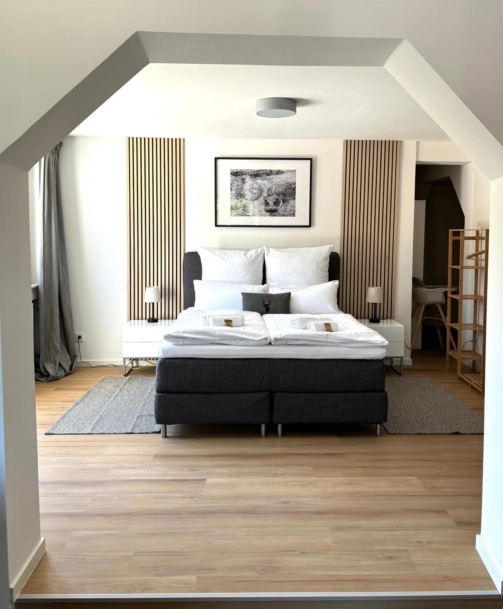 Gesamte Wohnung, Kueche, Parkplatz, Terrasse 바드벨링겐 외부 사진